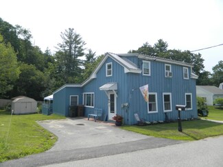 39 Cumberland Ave, Saco, ME 04072