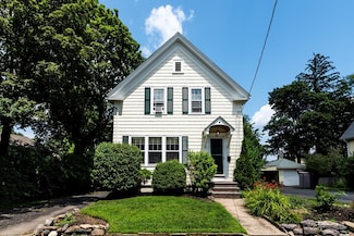 91 Leonard St, North Attleboro, MA 02760