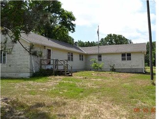 1085 45th Rd, Yates Center, KS 66783