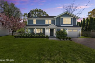 41 Rainbow Dr, Riverside, CT 06878