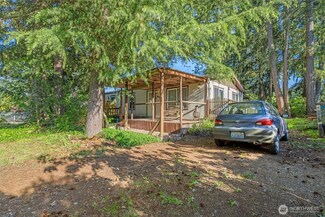 4622 233rd Street Ct E, Spanaway, WA 98387