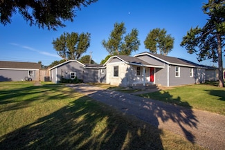 1105 Main St, Panhandle, TX 79068