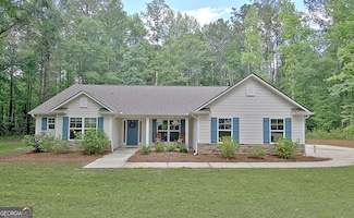 731 Nixon Rd, Senoia, GA 30276