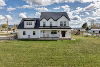 685 Hollibaugh Rd, Stevensville, MT 59870