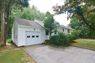 142 Bacon St, Natick, MA 01760