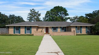 313 1/2 Genevieve Dr, Lafayette, LA 70503