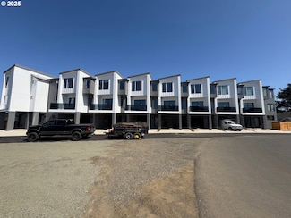 280 Huckleberry, Waldport, OR 97394