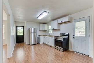 217 Kingwood Ln, Rockvale, TN 37153