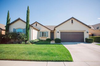 3613 W Oakridge Ave, Visalia, CA 93291