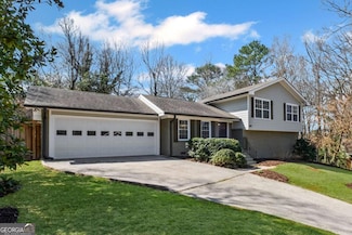 260 Mansell Cir, Roswell, GA 30075