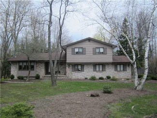 75 S Jerge Dr, Elma, NY 14059