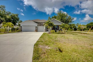 640 Encarnacion St, Punta Gorda, FL 33983