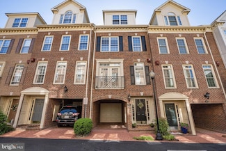 811 Water Place, Alexandria, VA 22314