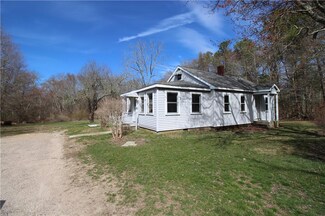 374 Old Coach Rd, Charlestown, RI 02813