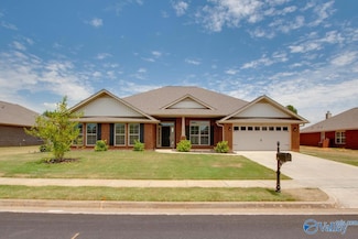 512 Summer Cove Cir NW, Madison, AL 35757