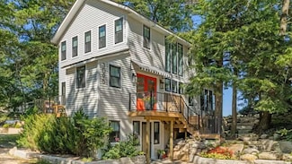 3095 N Lakeshore Dr, Mears, MI 49436