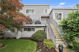 208 Harris Rd Unit EB3, Bedford Hills, NY 10507