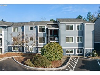 47 Eagle Crest Dr Unit 13, Lake Oswego, OR 97035