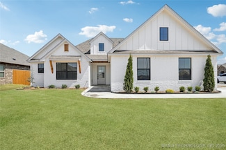 10728 S 278th Ave E, Coweta, OK 74429