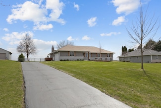 675 Carriage Hill Ln Unit 3, Sugar Grove, IL 60554