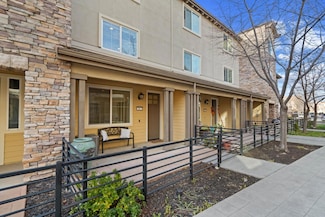 862 White Moonstone Loop, San Jose, CA 95123