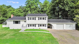 291 Grieb Rd, Wallingford, CT 06492