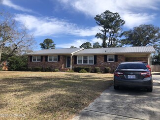 1004 Glenlea Dr, Wilmington, NC 28405