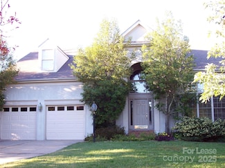 9132 E Orchard Ln, Charlotte, NC 28210