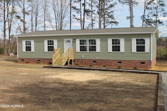 235 Pridgen Acre Dr, Clarkton, NC 28433