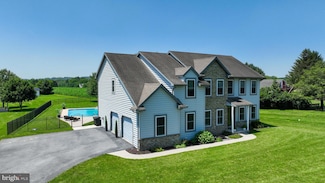 505 W Route 897, Reinholds, PA 17569