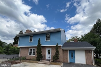 1262 Kensington Rd, McLean, VA 22101
