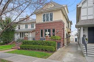 961 E 7th St, Brooklyn, NY 11230