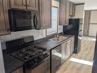 300 Forrest Ave Unit 90, Springfield, IL 62702
