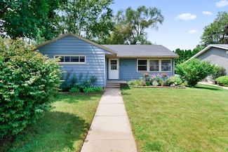 1201 Kenwood Ave, Valparaiso, IN 46385