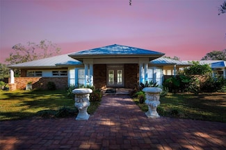 7945 Palmer Blvd, Sarasota, FL 34240