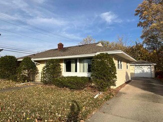 1262 N Ringold St, Janesville, WI 53545