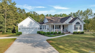 3385 County Road 33, Fyffe, AL 35971