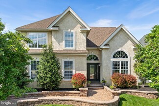 102 Kenilworth Dr, Swedesboro, NJ 08085