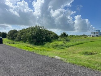403 & 404 Forest Oak Ln, Rockport, TX 78382