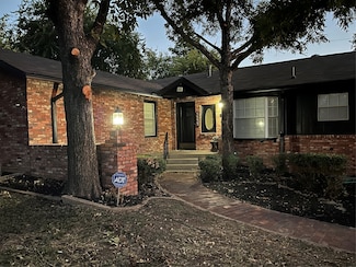 3263 Creston Ave, Fort Worth, TX 76133