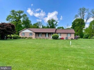 32 Pricetown Rd, Fleetwood, PA 19522