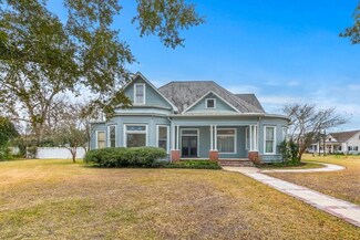 209 W Nichols St, Welsh, LA 70591
