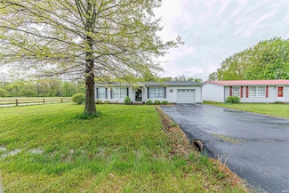 915 E Kentucky St, Princeton, IN 47670