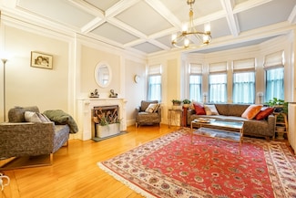 569 Franklin St Unit 6, Melrose, MA 02176