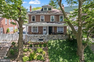 1511 Palm St, Reading, PA 19604