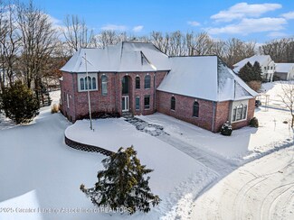8472 Carriage Ln, Portland, MI 48875