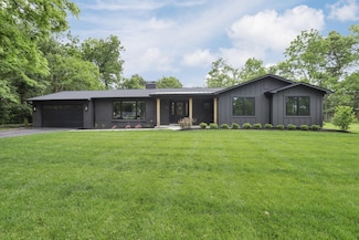 29 Pocono Rd, Columbus, OH 43235