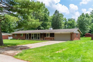 4155 Eckworth Dr, Bellbrook, OH 45305