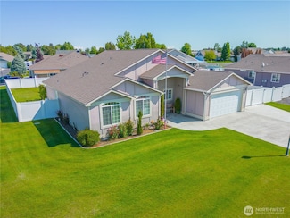 9500 Castlewood Dr SE, Moses Lake, WA 98837