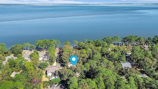 20 China Cockle Ln, Hilton Head Island, SC 29926